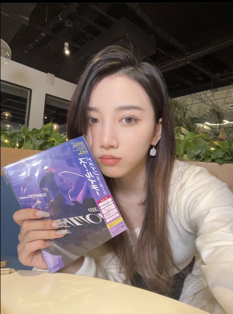 AllAboutSury's tweet photo. 230105 Su Ruiqi’s Instagram Update 

รูปคู่กับ EP 🥳 ทุกคนชอบกันไหมคะ~

📌: https://t.co/418sZXi8yL

#SuRuiqi #苏芮琪 #ซูรุ่ยฉี https://t.co/Hy4pZlS9q0