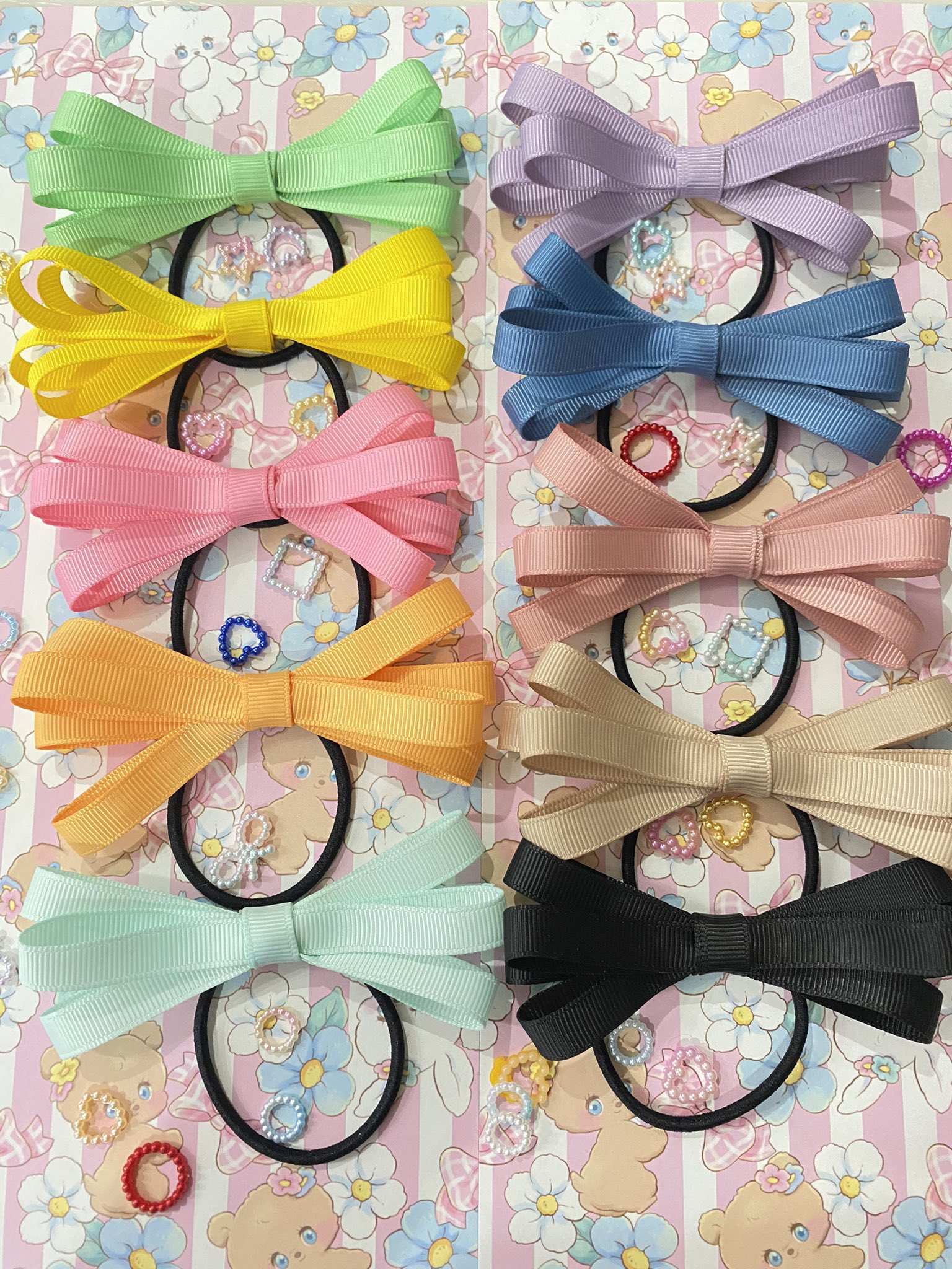 売り切れ‼︎ぼんぼんりぼん（ラメ）☆ハンドメイド ヘアゴム@kanaリボン 売り切れ‼︎ぼんぼんりぼん（ラメ）☆ハンドメイド ヘアゴム