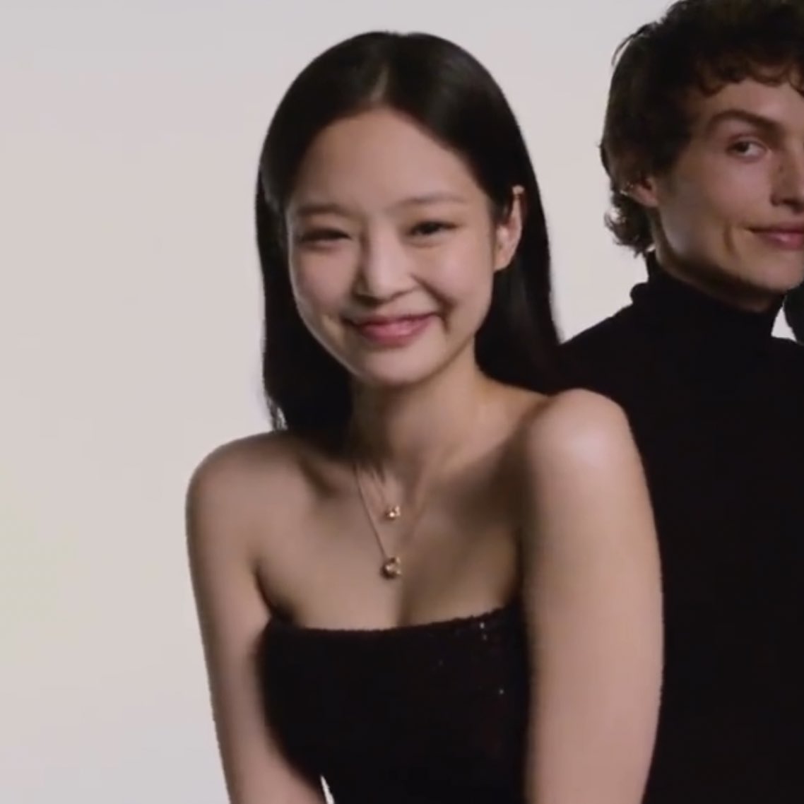 jennie-pics-on-twitter