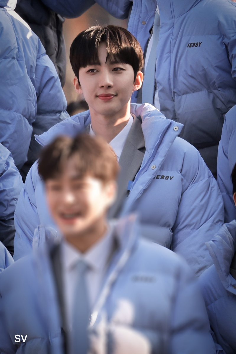 230105

오랜만에 🤭
#LEEHOETAEK #후이 #HUI #BOYSPLANET #보이즈플래닛 #Mnet
