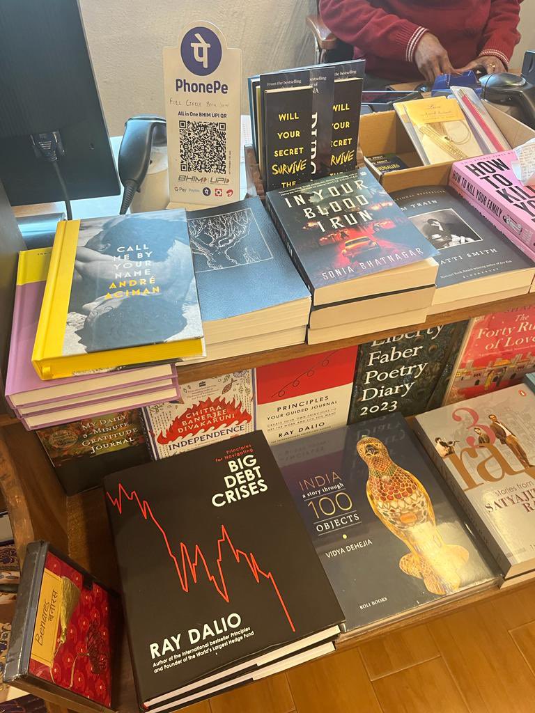 soniasofar's tweet photo. When your friend finds your book before you do! #newbookout #BookTwitter #inyourbloodirun #crimemysterythriller #harpercollinsindia https://t.co/E5j6qD5SQo