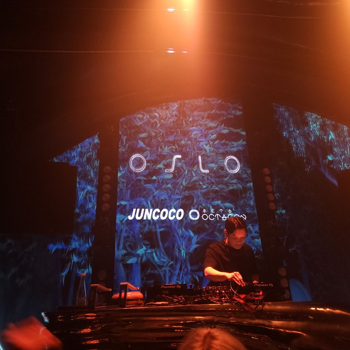 🇻🇳#Vietnam Meet Up &amp; #Collaboration #Party #MetaOctagon X Club Oslo

<a href="/MetaOctagon/">Meta Octagon Official</a> Asia Tour
Club OSLO with #DJ #Juncoco

More Detail : bit.ly/3Qeyrlo

#Metaoctagon #Metaplayer #Metagonz #clubparty #motg #asiatour