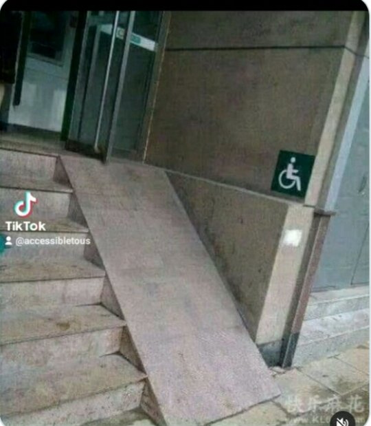Handihardi21's tweet photo. Les #rampes, au-delà d'être des questions d'#accessibilité et d'#inclusion visent également l'#esthétique et la #sécurité de tous les usagers sans distinction de leurs états ou situations.

Elles doivent être habilement conçues pour faciliter l'accès des bâtiments à tous. https://t.co/JiYgOH6SuP