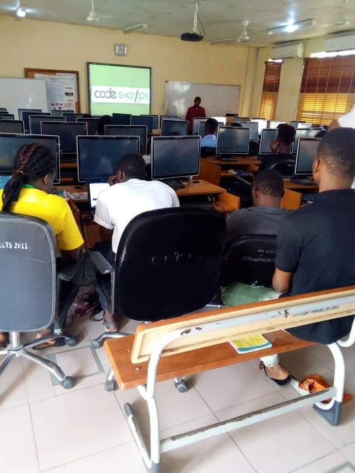 codescript_'s tweet image. #ThrowbackThursday
3+ years ago, on the 9th of October 2019, we had s Meetup themed "Tech Awakening, Confluences of Opportunities".
#codescript