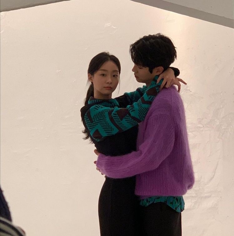 cinetaeri's tweet photo. chemistry so strong it altered my brain chemistry too https://t.co/RCIo3Y76wf