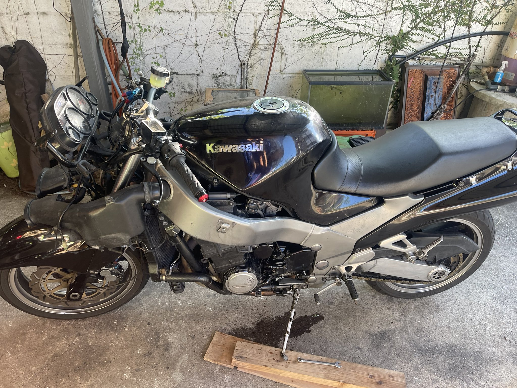らしん様 専用 カワサキ（KAWASAKI）1992年 Ninja ZX-11のカタログ情報 | 沖縄