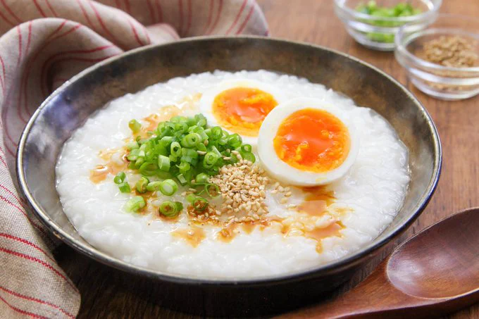 少ない種類の材料で作れて、しかも簡単な工程ばかり！とっても美味しそうな「お粥」レシピ！