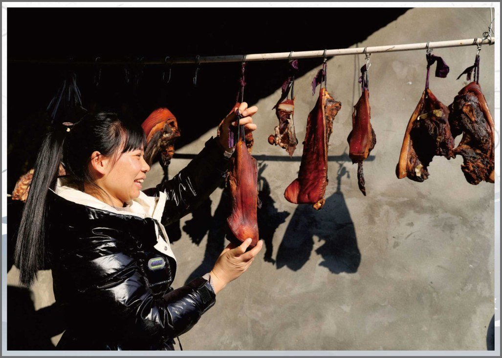 Thanks to #Qiantang’s relentless effort on #ruralrevitalization, villages in the district have taken on brand new looks, and villagers are all leading happy and fulfilling life.🥰 #LifeInQiantang [📷/Zhang Xiangrong]