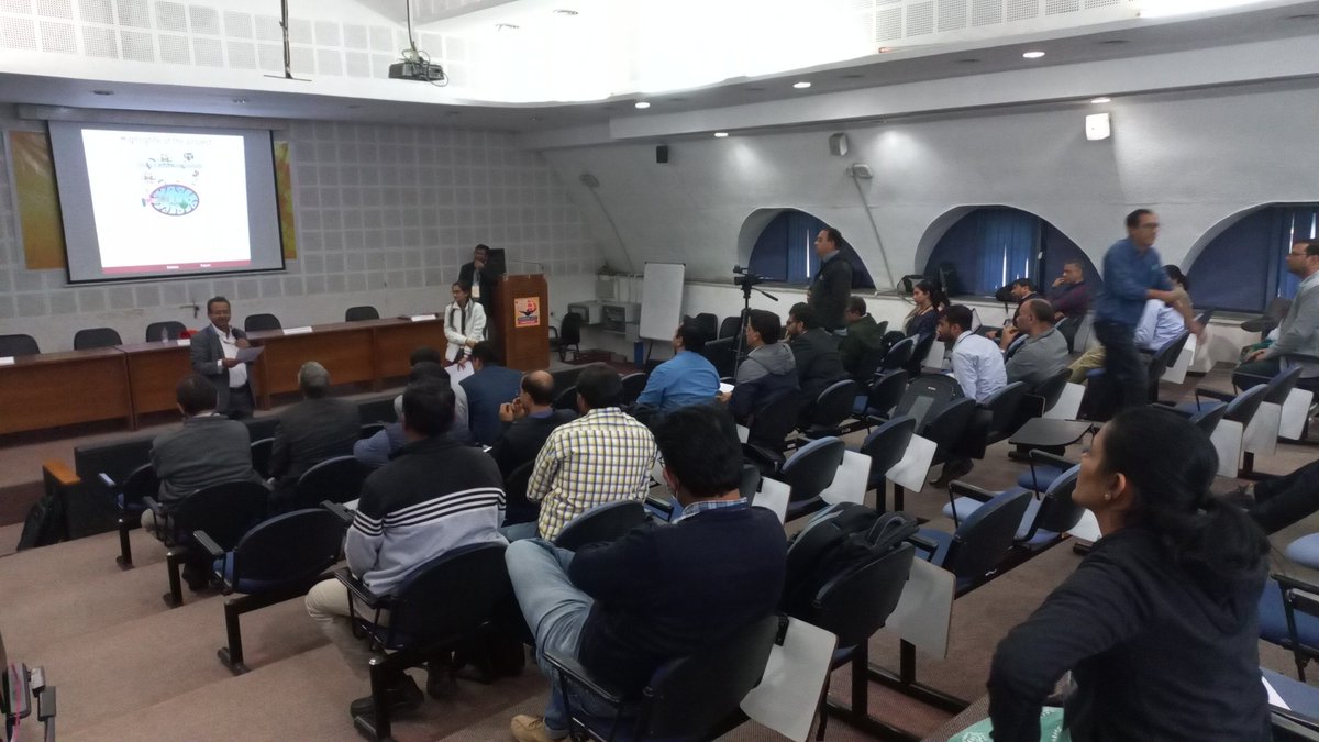 Punam_Bhargava's tweet image. #Scientists are ready for a #surgicalstrike in #cancercell to explore anti-cancer drug inside the body.

During #GUJCOST organized #STI Ecosystem for #Societal Development, Dr Sudipta Basu @iitgn presented the societal implication of project funded under #STIPolicy of #Gujarat.
