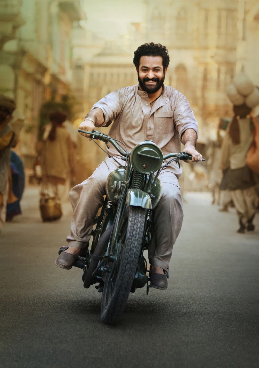 sidkannan's tweet photo. Wow! @tarak9999 becomes the first Indian actor to be featured in the best actor predictions for Oscars. Hopefully, he wins one.

#NTRJr #NTRGoesGlobal #JrNTR #siddharthkannan #sidk https://t.co/ZMj8eZKdQh