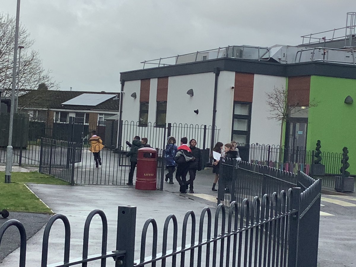 westheathprim's tweet photo. #WHPSClass13 and #WHPSClass14 enjoyed their WOW day to launch their new topic of rivers! The children completed an orienteering task around the school site, recreated the features of a river and have begun to create group presentations on a specific river. #WHPSGeography https://t.co/L9oVqrsn7y