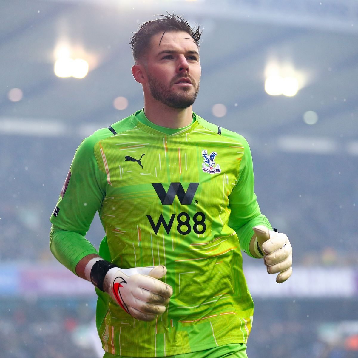 MUSCBD's tweet photo. Manchester United and Crystal Palace have agreed on a loan deal for Jack Butland, that runs until the end of the season.

Butland will undergo his medical at the Carrington today. https://t.co/bBDd6oRhX8