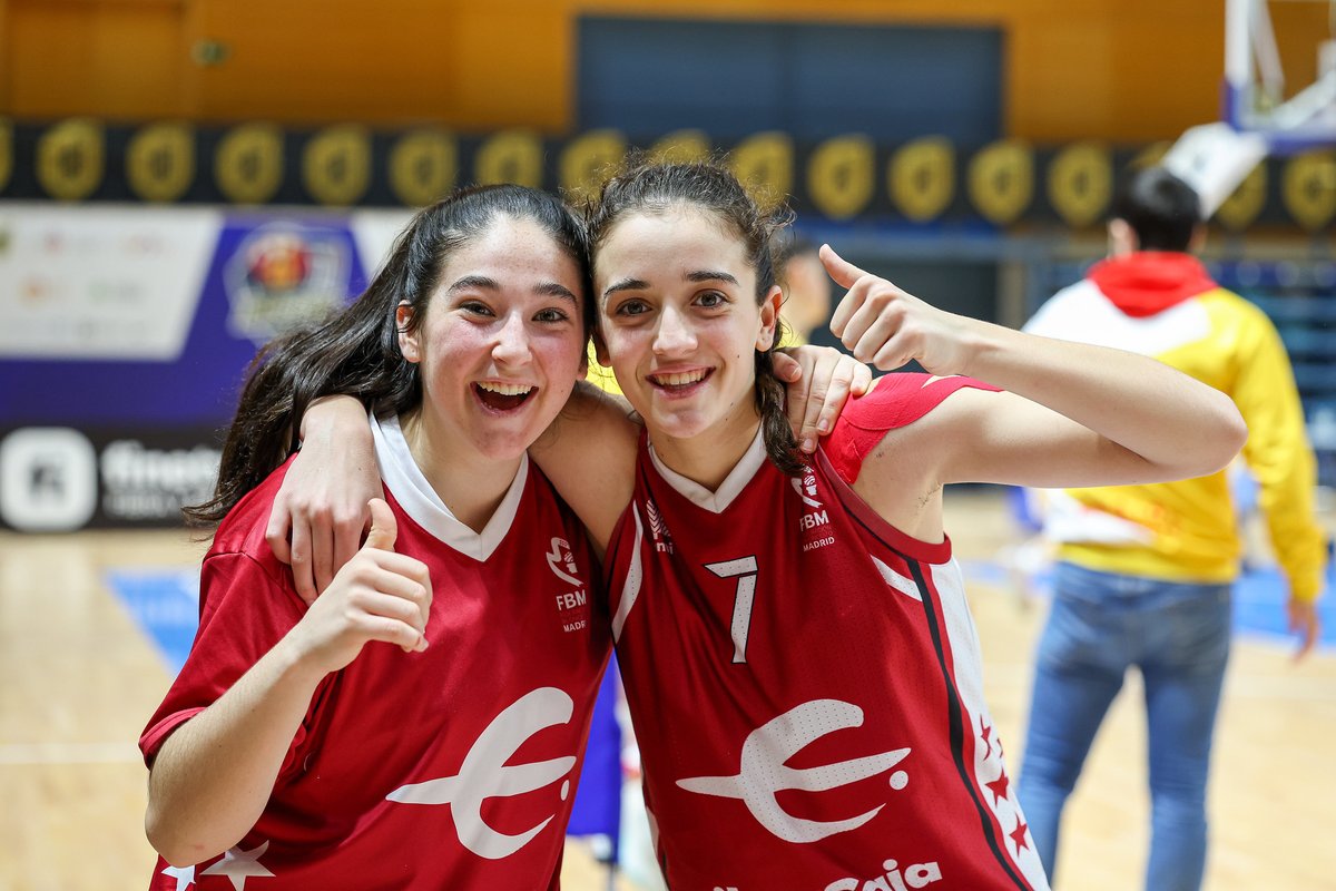 FBMadrid's tweet photo. Hoy es día de cuartos de final en el #KDTINF2023
13:30 h. Cadete M - @FBIBasquet
13:30 h. Infantil M - @Basketbasko
17:30 h. Cadete F - @fbcv_es
17:30 h. Infantil F - @FabasketAragon
Todos los partidos en directo por #FEBTV
https://t.co/CBVje00bJd https://t.co/IjoSaY8E1r