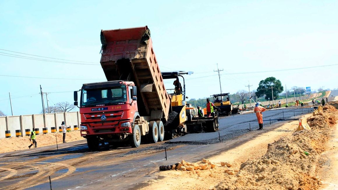 BD_Africa's tweet photo. Uhuru spent Sh1.4trn on roads in ten years
https://t.co/qhyxVNEMea https://t.co/YPRo6GT4W9