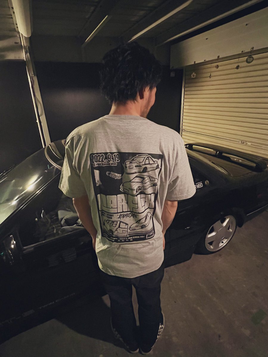 PASSINGBREEZE92's tweet image. #carflix 様よりグッズが届きました。

自分が作ったフライヤーがTシャツになり、いざ自分で着てみるとこれまた照れくさいw
けど、形にして頂けるのは感謝しかないです。
大事にします。
この度は色々とありがとうございました🙏🏼

#WEEKENDPLAYERZ
#BlueCA
#朝の島
