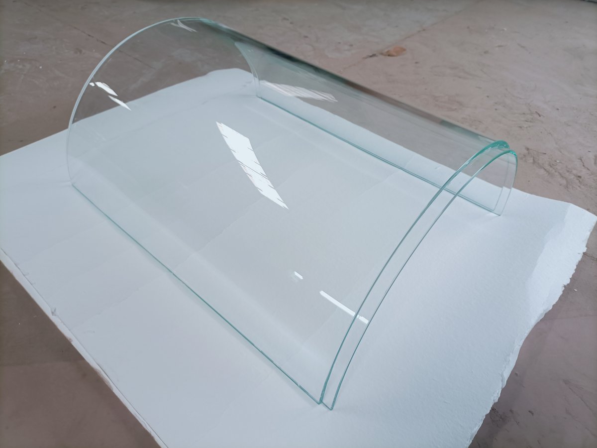 Hot bending glass sample for cabinet. 

Need more information, contact by icy@vsomglass.com.

#hotbendingglass

#Glasssample

#cabinetglass

#curvedglass

#laminatedglass

#lowironglass

#superclearglass

#lowironglass

#glassfactory

#qualityglass

#chinaglass