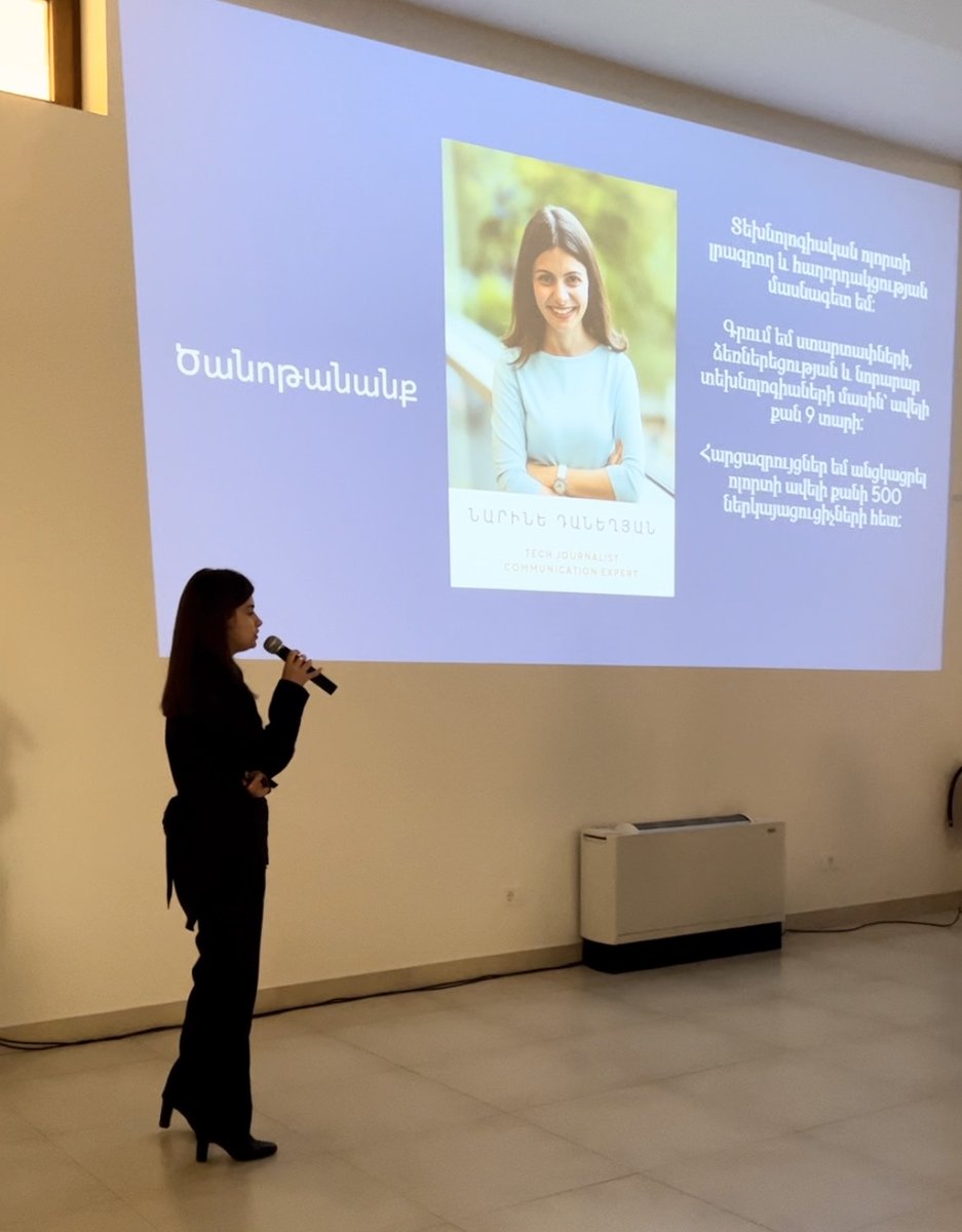 #2022recap 🎆

Special thanks to <a href="/eif_hightech/">EIF</a> and its partners for the invitation to give a speech on the topic "𝐖𝐡𝐞𝐧 #𝐄𝐧𝐠𝐢𝐧𝐞𝐞𝐫𝐢𝐧𝐠 𝐦𝐞𝐞𝐭𝐬 #𝐉𝐨𝐮𝐫𝐧𝐚𝐥𝐢𝐬𝐦: 𝐇𝐨𝐰 𝐭𝐨 𝐝𝐞𝐚𝐥 𝐰𝐢𝐭𝐡 #𝐓𝐞𝐜𝐡𝐌𝐞𝐝𝐢𝐚" in the framework of #EngineeringWeek2022.