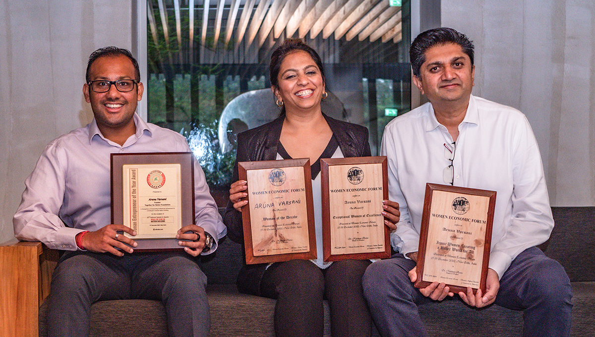 TogetherForBet5's tweet image. Congratulations our founder Aruna Varsani  for winning three awards from the recently concluded Women Economic Forum in India in the following categories

1. Women of the decade
2.  Iconic Women creating a better world for all
3.  As an Exceptional Woman of Excellence.