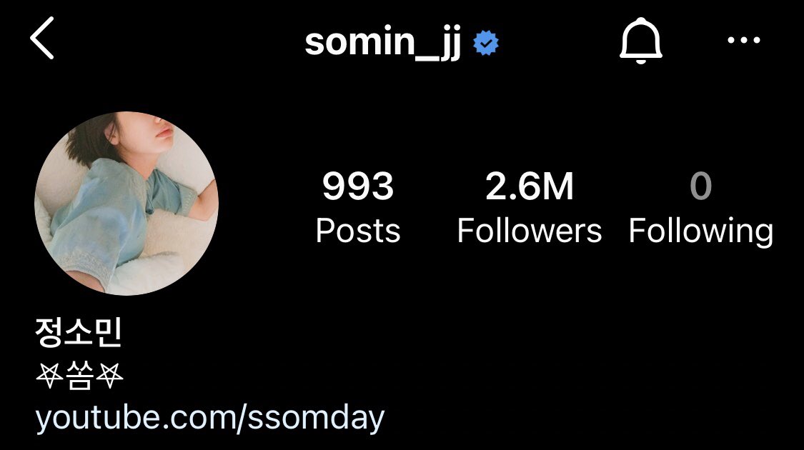 BuyeonsCult's tweet photo. #JungSoMin already has 2.6M followers on Ig. ❤️ Every time she posted on Ig update she always gained 100,000 followers on IG. Deserve.❤️❤️ https://t.co/jO4YLc3Cox