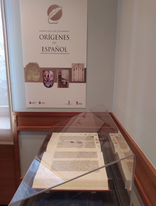 ILCyL's tweet photo. El Aula de los Orígenes del Español ofrece en el Palacio de la Isla, sede del @ILCyL, una cuidada selección de ediciones facsímiles, auténticas joyas documentales vinculadas al periodo de orígenes. El cartulario de Valpuesta tiene también su espacio. 
!Ven a conocerlo! https://t.co/jLQXfgHt6p