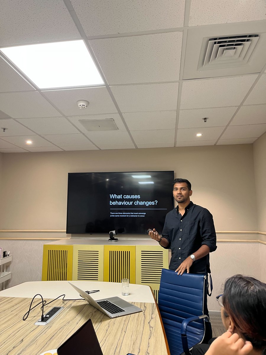 RocketlaneHQ's tweet image. We had @arundesigns come back with a #Curiosity session this week, and we explored #behavioraldesign.

We learned about the motivations and triggers that designers incorporate to make people develop a habit of using applications!

#LifeAtRocketlane