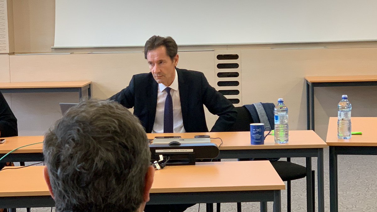 OlivierMagoarou's tweet photo. @acrennes Journée de formation #harcelement #programmephare avec l’intervention de Christophe Marsollier, inspecteur général : Améliorer la prévention et le traitement grâce au prisme de l’attention aux vulnérabilités @emmanuel_ethis @melina_snieg @Jp_Flx @HumbertMoCecile https://t.co/nxDlAAyc6q