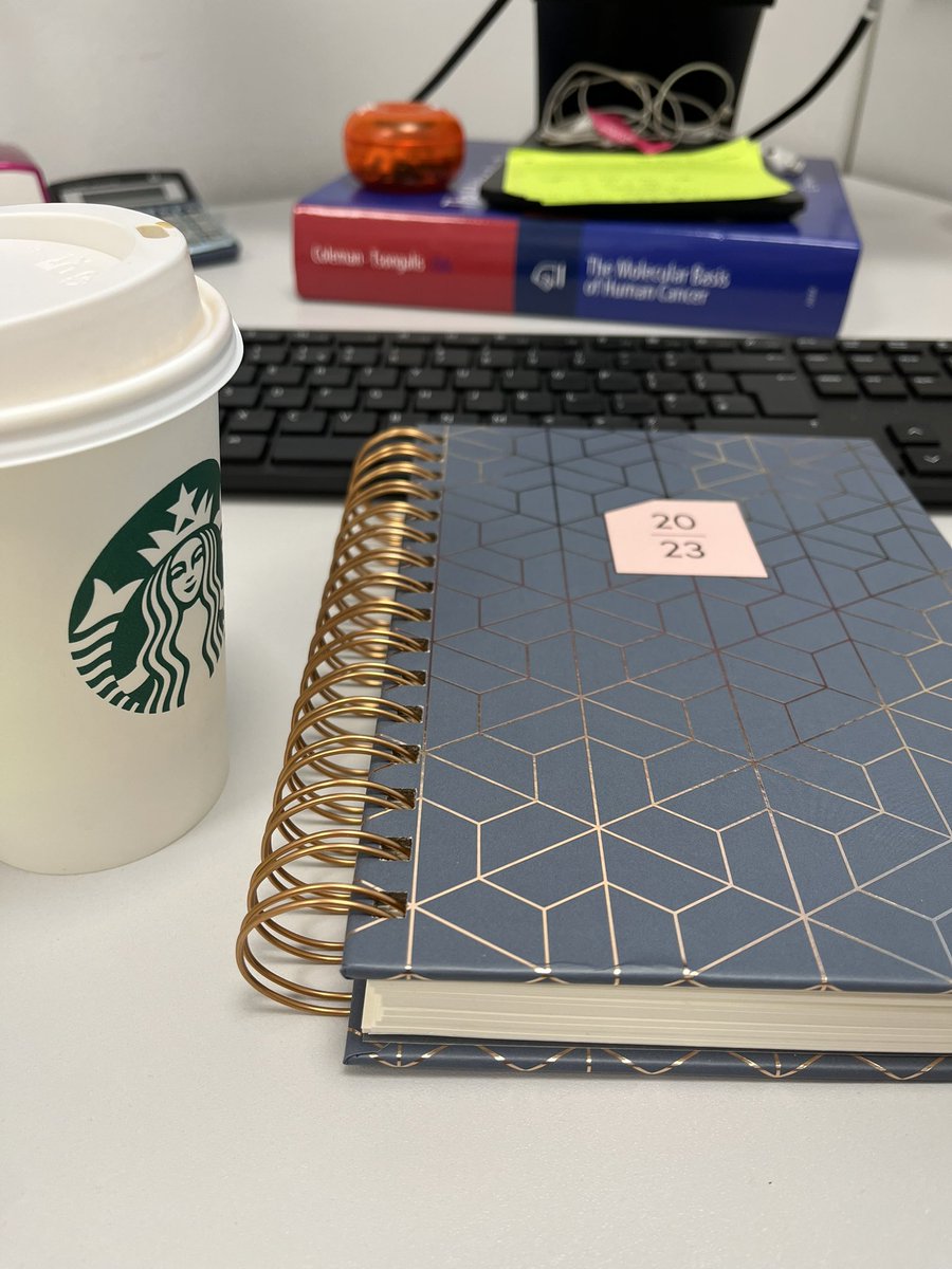 sinead_toomey's tweet photo. First day back at work. Hello 2023 #newyear #newdiary #sendinspiration https://t.co/ctT4IOS5zH