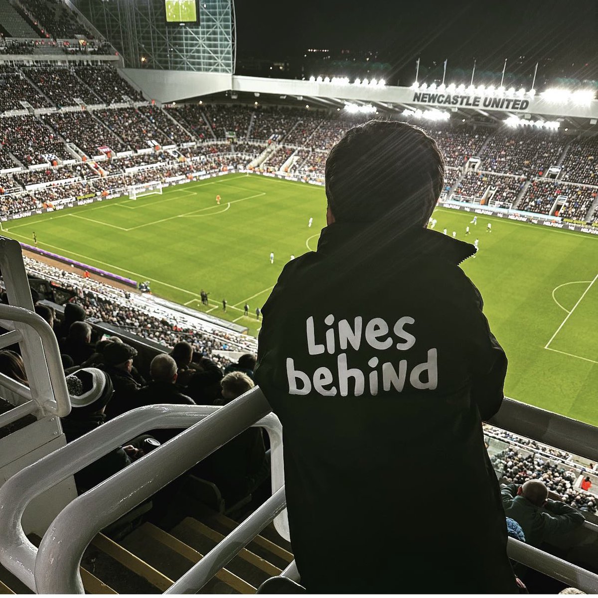lines_behind's tweet photo. #NUFC #LinesBehind π€π€ https://t.co/M5EoQkCjTn