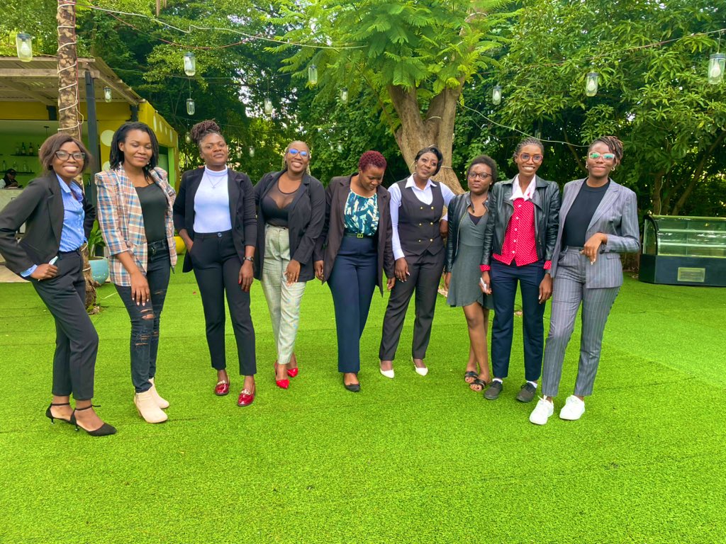 MsChipasula's tweet photo. We did it! 

It was nice meeting and interacting with women in sports and those so passionate about our game .. 

Looking forward to the next one 👏🏾
@MNSportsagency 
@DianaTwinTwo 
@SandraMwila2 
@MsNshimbi 
@_Ruddie 
@Faithkaira1 
@Namakau97 https://t.co/vdoVcEK200