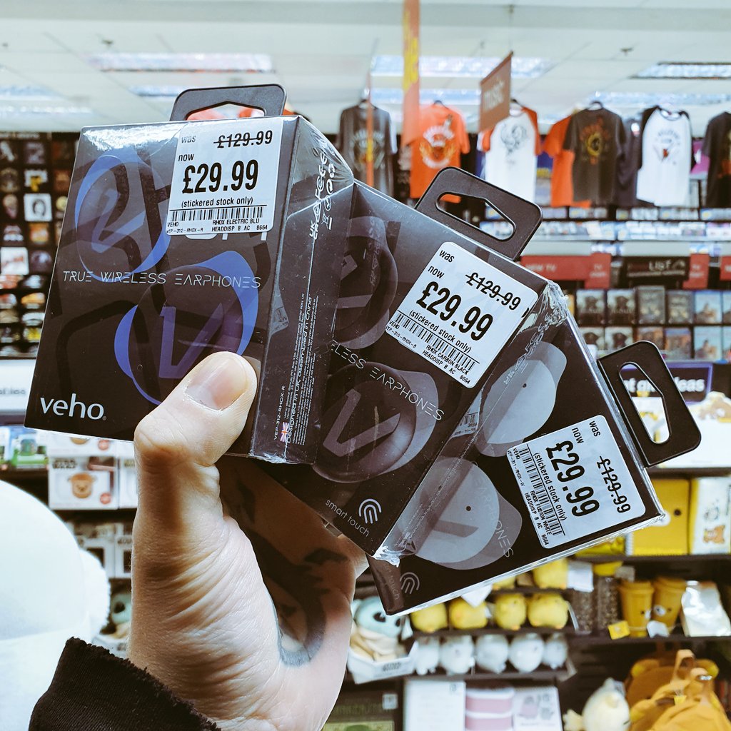 hmvBury's tweet photo. Here's a frankly insane #Techommendation from your #FriendlyNeighbourhoodTechNerd, these #Veho #Rhox #Bluetooth #TrueWireless #Earbuds have a whopping £100 slashed from their price making them just £29.99!#HandThatHoldsTheDeals #hmvLovesTech https://t.co/dnM4JHuuTs