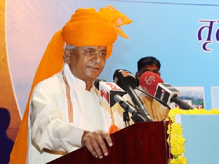 <a href="/myogiadityanath/">Yogi Adityanath</a> 
<a href="/thisissanjubjp/">Sandeep Singh</a> 
<a href="/brajeshpathakup/">Brajesh Pathak</a> 
भा. ज.पा के वरिष्ठ नेता, प्रभु श्रीराम के अनन्य भक्त, उत्तर प्रदेश के पूर्व मुख्यमंत्री तथा राजस्थान के पूर्व राज्यपाल,पद्म विभूषण श्रद्धेय कल्याण सिंह जी की जयंती पर उत्तर प्रदेश के शिक्षामित्र शत् शत् नमन एवं वन्दन करते है।