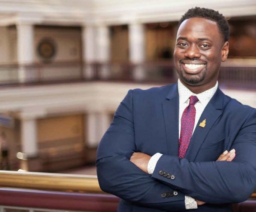 ChrisMurphyCT's tweet photo. Terrible news today of Q Williams sudden death. He was a great friend, a present and future leader, and a kind, graceful presence that made everyone around him better. What a loss. I’m sending every good thought I have to his family and friends today. https://t.co/WliYFoLL43