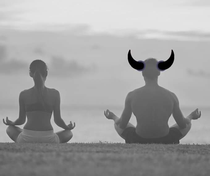 GLORIAVALLEJOO's tweet photo. — Cada vez que trato de meditar, imagino que un diablo me molesta ¿Qué puedo hacer?
— Pon también ese diablo a meditar.                                            Alejandro Jodorowsky https://t.co/kSTXT9zWEZ