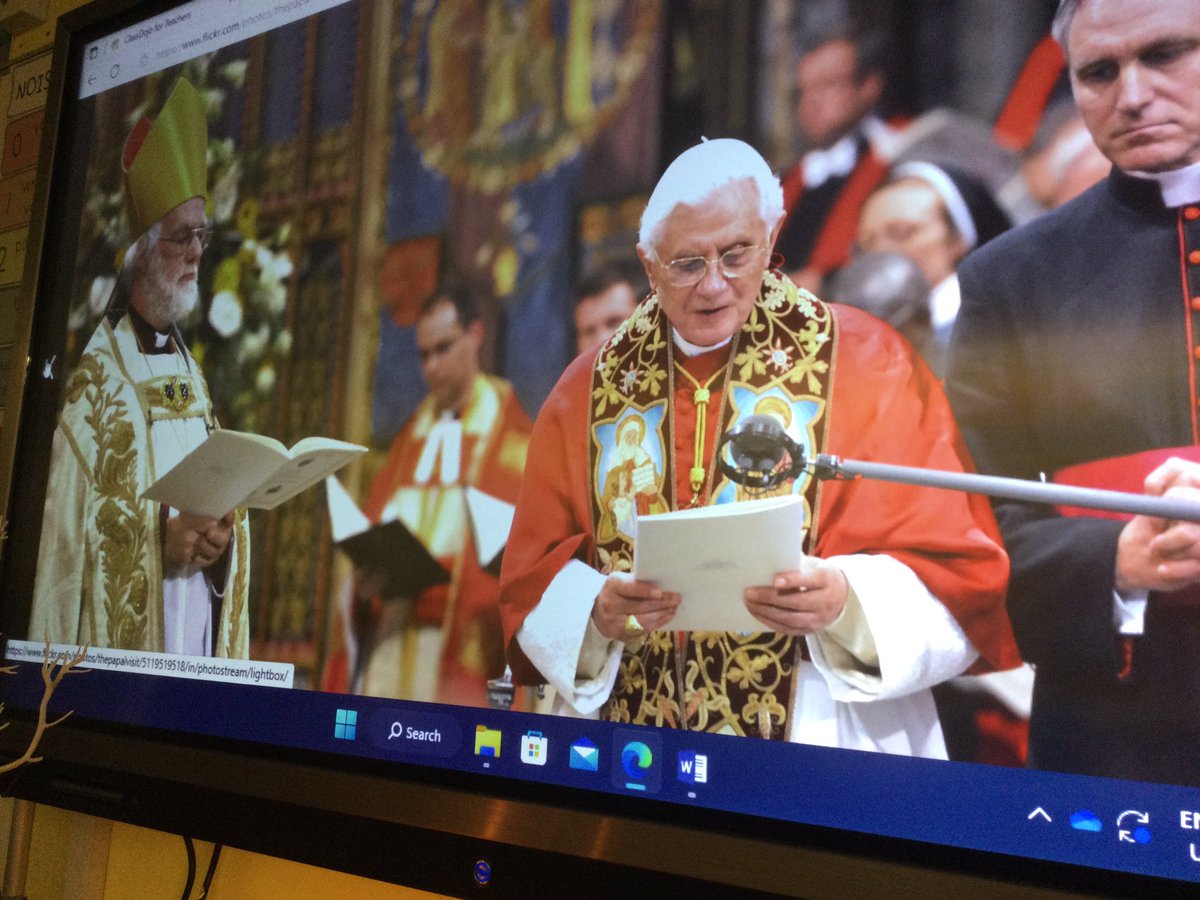 HTAClassWebster's tweet photo. Today we had some quiet time of prayer and reflection for Pope Emeritus Benedict XVI. #HTACatholicLife https://t.co/xRgVoin665