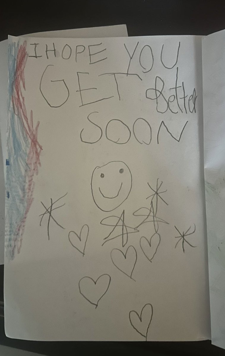 meghanmongillo's tweet photo. How cool is this! Sarah Taylor ( Zac’s wife) started a campaign to kids at her children’s school make cards for #DamarHamlin - now 40 Cincy schools are taking part!! All these letters of love and support will be dropped off for the Hamlin family tomorrow at hospital.@Local12 https://t.co/IssC5CadaT