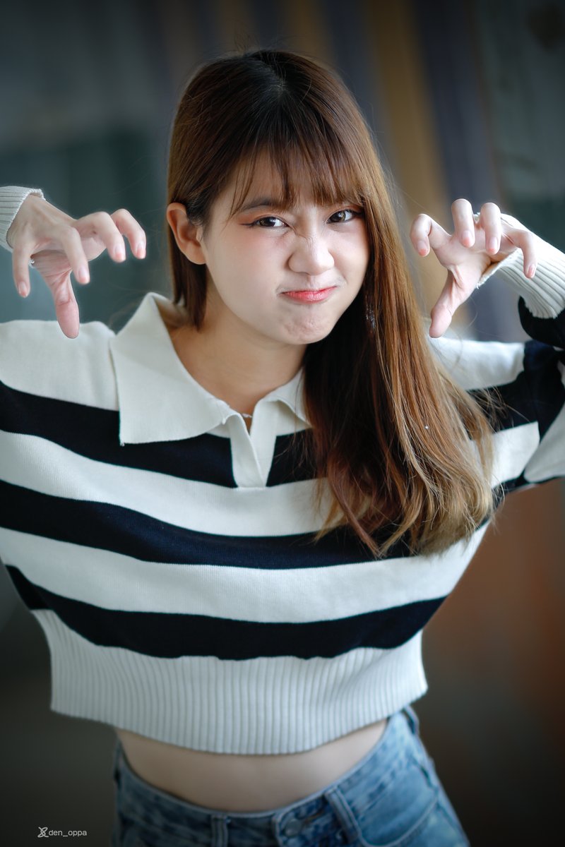 den_oppa's tweet photo. Every Christmas with Moopear
-Chapter 5-

👱‍♀️: @moopear_ 
📍: In the vicinity of HOLIDAY PASTRY
📷: Canon EOS 5D Mark IV + EF85mm f/1.4L IS USM

#Moopear #ムーペァー 

=====
Like &amp; follow for HD photos &amp; videos
facebook: den.oppa
instagram, twitter, youtube: @den_oppa https://t.co/WKRwadR1sr