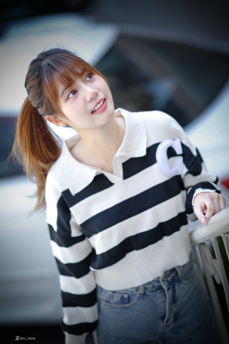 den_oppa's tweet photo. Every Christmas with Moopear
-Chapter 5-

👱‍♀️: @moopear_ 
📍: In the vicinity of HOLIDAY PASTRY
📷: Canon EOS 5D Mark IV + EF85mm f/1.4L IS USM

#Moopear #ムーペァー 

=====
Like &amp; follow for HD photos &amp; videos
facebook: den.oppa
instagram, twitter, youtube: @den_oppa https://t.co/WKRwadR1sr
