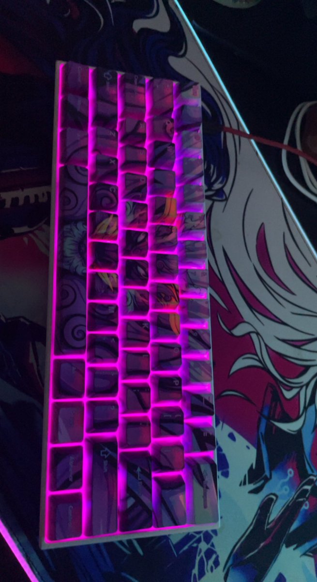 Tempetta's tweet image. New caps 😎