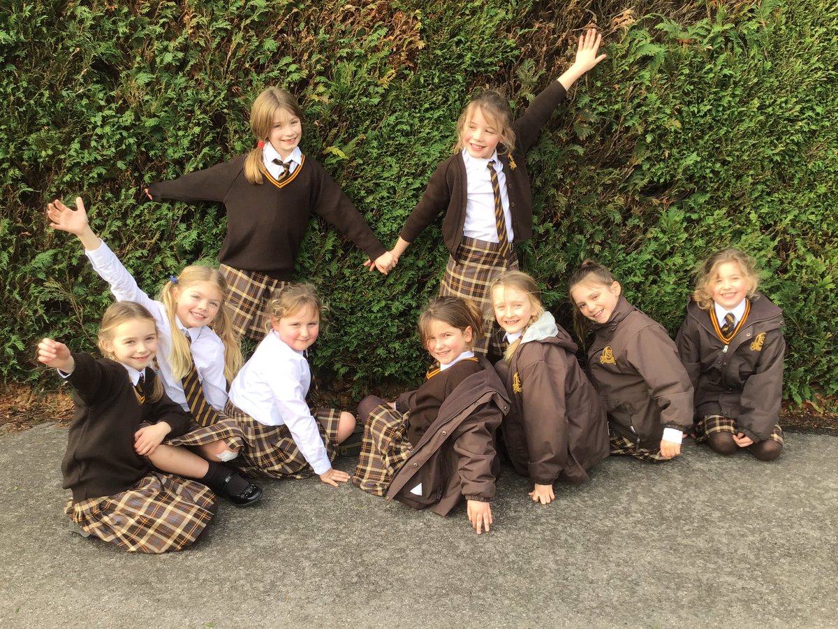 St Hilary’s Deputy Head (@gmitchellsthil1) on Twitter photo We are ready to buzz in 2023 with our #friends by our side! <a href="/StHilarysSchool/">St Hilary's School</a> #SurreyPrep #Godalming We are ready to buzz in 2023 with our #friends by our side! <a href="/StHilarysSchool/">St Hilary's School</a> #SurreyPrep #Godalming