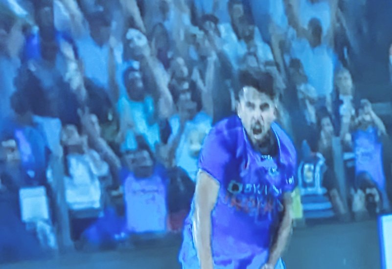 cricket_broken's tweet photo. WOW. Just WOW 🔥
#PaceisPace #IndvSL
#India #CricketTwitter https://t.co/avnYpthJV6