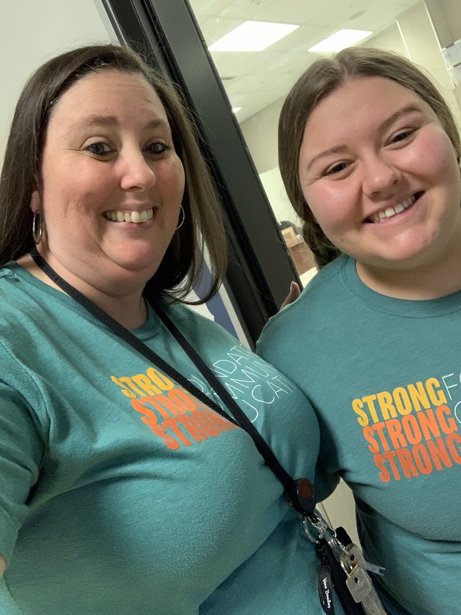 First work day of the year &amp; I found a Twinkie! We love our <a href="/LEFforLISD/">LEF</a> shirts #OneLISD