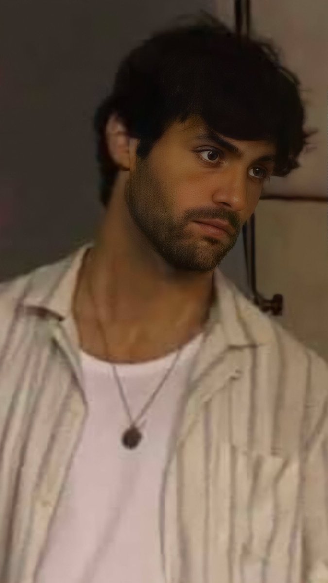 Starlight20207's tweet photo. Just because I miss him and can’t wait to meet him 🥹❤️ I probably faint or have a heart attack.. 😬#missingMatt #matthewdaddario #mattmotivation https://t.co/hqpyORApJg