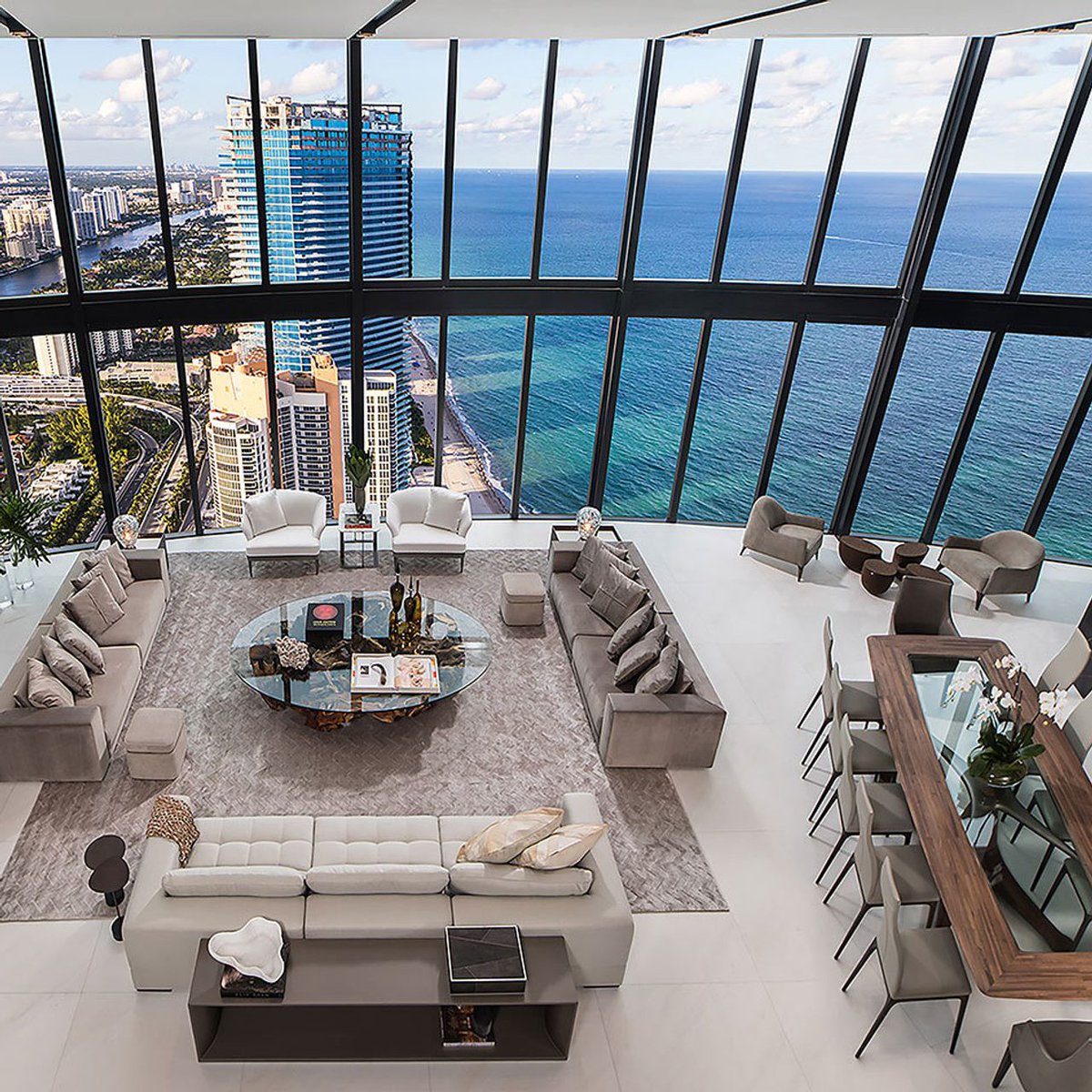 John W. Rich (Wealthy) tweet media