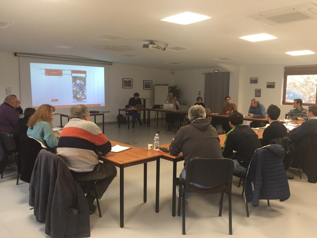 CAIDF's tweet photo. [En direct ] Belle réussite pour le groupe utilisateurs @MesParcelles_ à Etampes ce jour avec 12 agriculteurs réunis
👉Echanges variés et constructifs autour de l’outil @MesParcelles_ afin de le faire évoluer pour répondre aux besoins des agriculteurs https://t.co/qasGGm3itQ