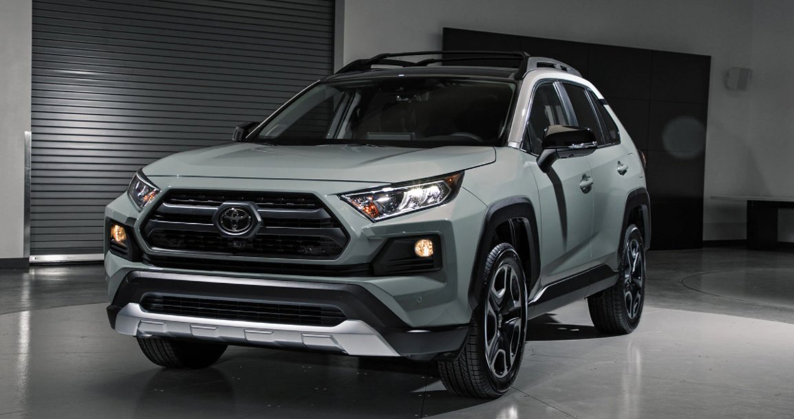 2023 Toyota RAV4:

🔺 Easygoing driving demeanor, rugged good looks, driver-assists come standard.  bit.ly/31QwouB  
#westchester #westchestertoyota #toyota #yonkers