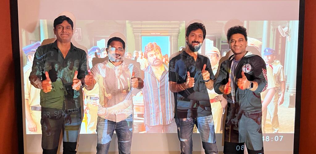 MythriOfficial's tweet photo. Happy faces of team #WaltairVeerayya after watching the final output of the film💥
Sankranthi ki theatres lo POONAKAALE 🔥
Fix ayipondi amma 😎
In cinemas from Jan 13th 🔥
Mega⭐ @KChiruTweets @RaviTeja_offl @dirbobby @shrutihaasan @ThisIsDSP @CatherineTresa1 @SonyMusicSouth https://t.co/OK1j082j2s