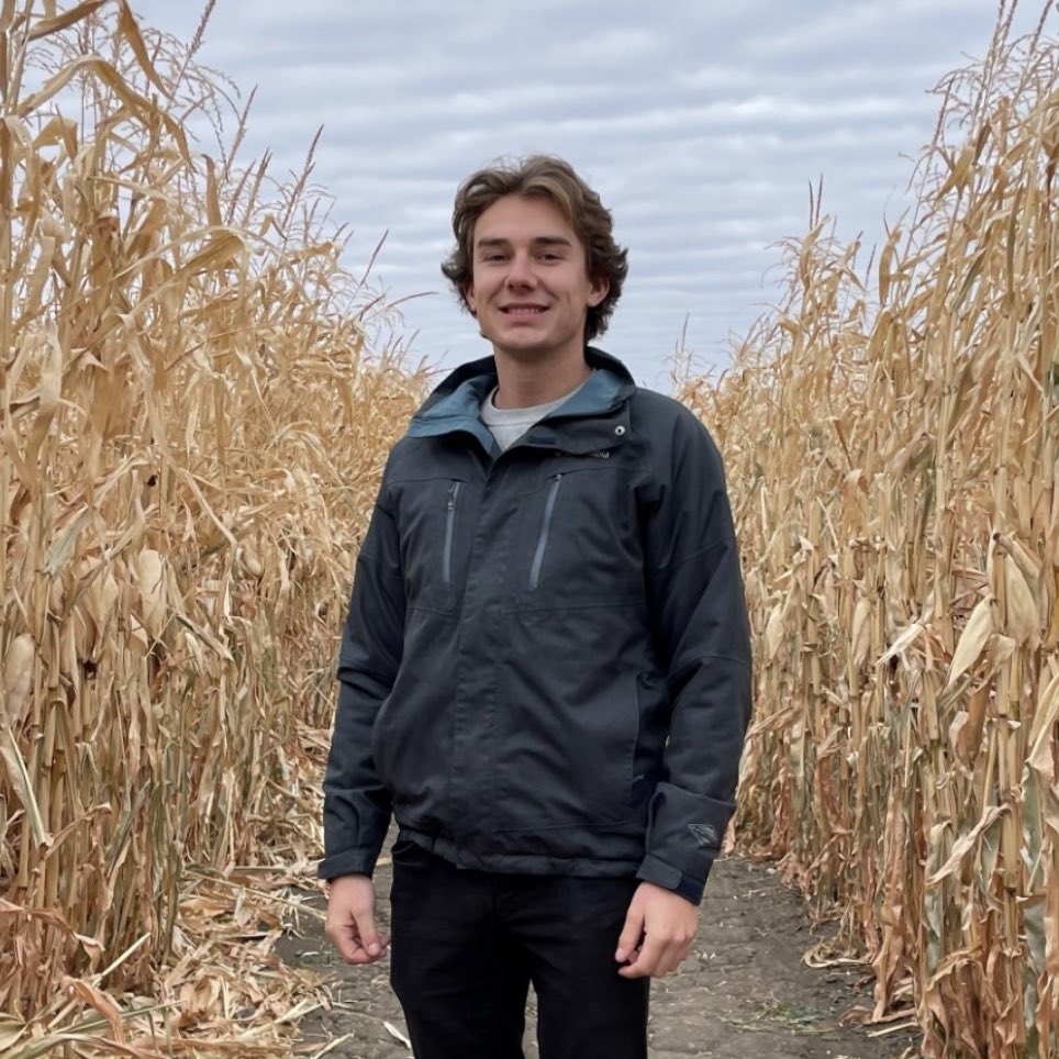 Meet Team Timac! Say hello to Jan Markwart! 👋

Jan is one of our ATC's in Saskatoon. He is originally from Tisdale, SK and was introduced to the ag industry while working on his grandparents farm. After working as a crop inputs retailer he pursued a degree in Agribusiness! (1/2)