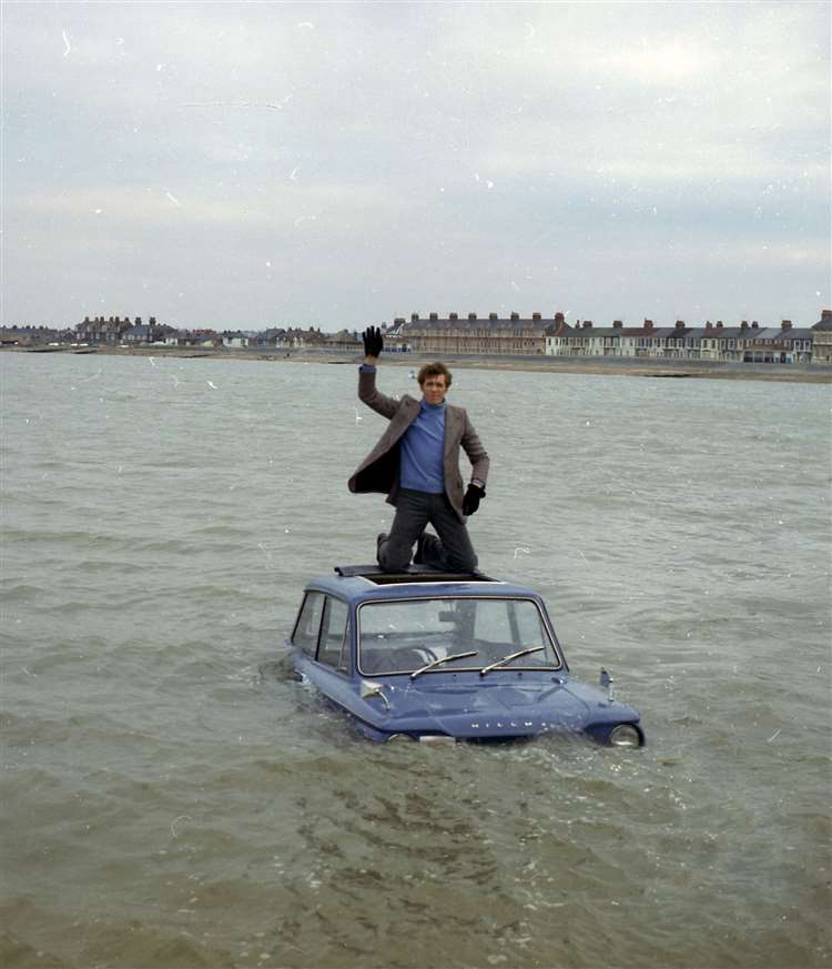KMDecades's tweet photo. With blackouts, droughts and a visit from Frank Spencer, the 1970s was a fascinating decade in Kent. Read this and much more in our new archive section
https://t.co/iTUL9dBoEZ https://t.co/NPrb0dE5sm