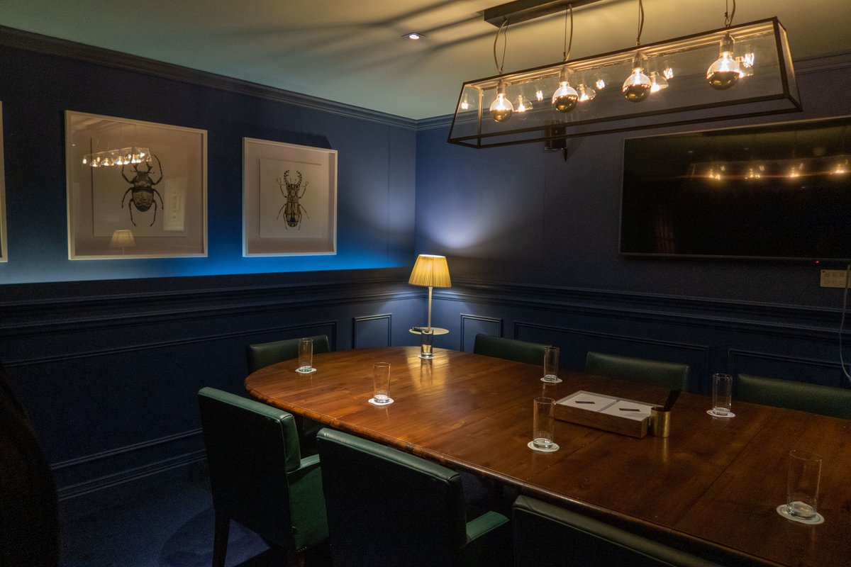 Unique, and effortlessly stylish, Eight Club Bank have a vast array of meeting spaces available for you and your team.

 #EightClubLondon  #Eightmembersclub   #Membersclub  #luxury