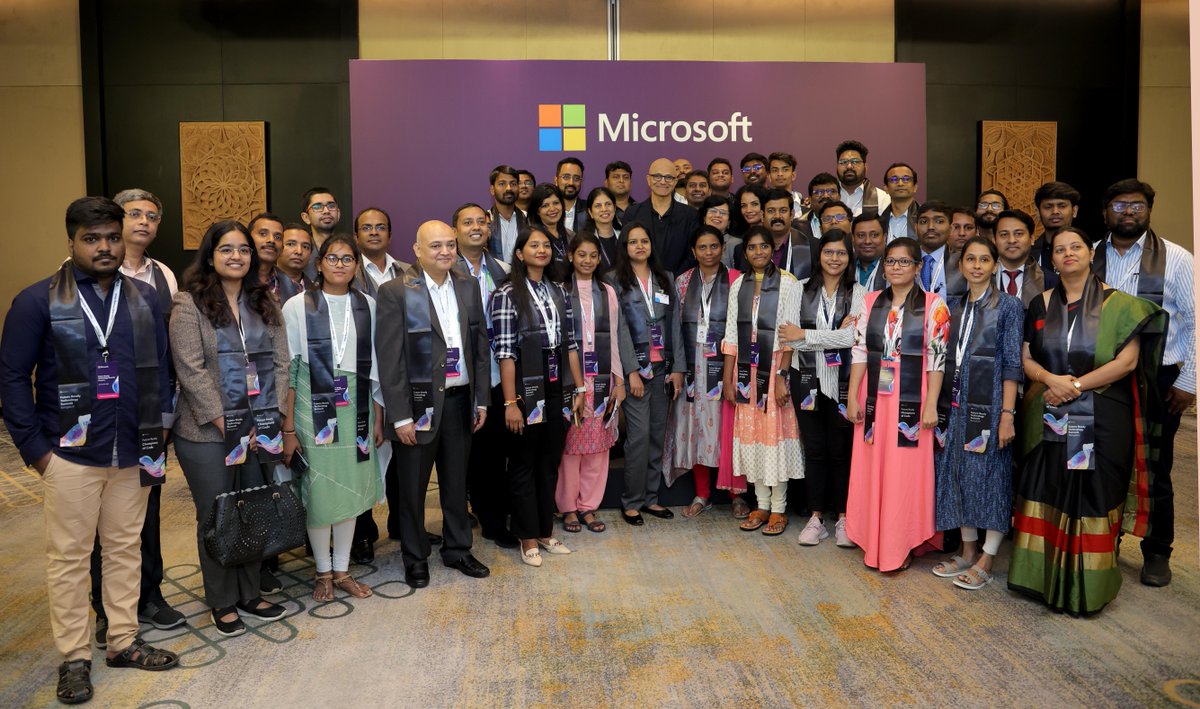 MicrosoftIndia's tweet photo. Celebrating the #FutureReady #ChampionsOfCode who continue to learn, build and explore new ways of doing more with less with the #MicrosoftCloud. https://t.co/do0kcUtBpX